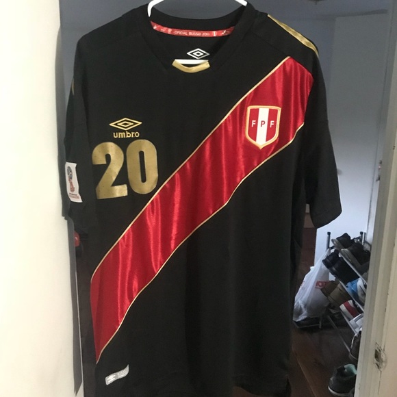 peru black jersey